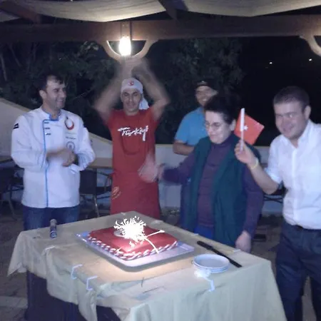 Eken منتجع 4*