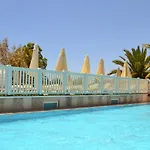 Eken Resort 4*