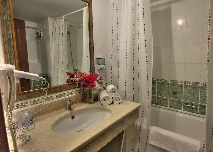 Rezort Eken 4*