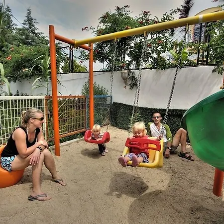 Eken Αλικαρνασσός